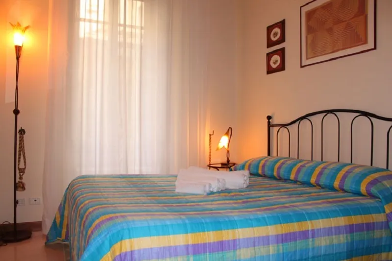 APARTMENT TWO BEDROOMS Room, Via Roma Suites, Florence