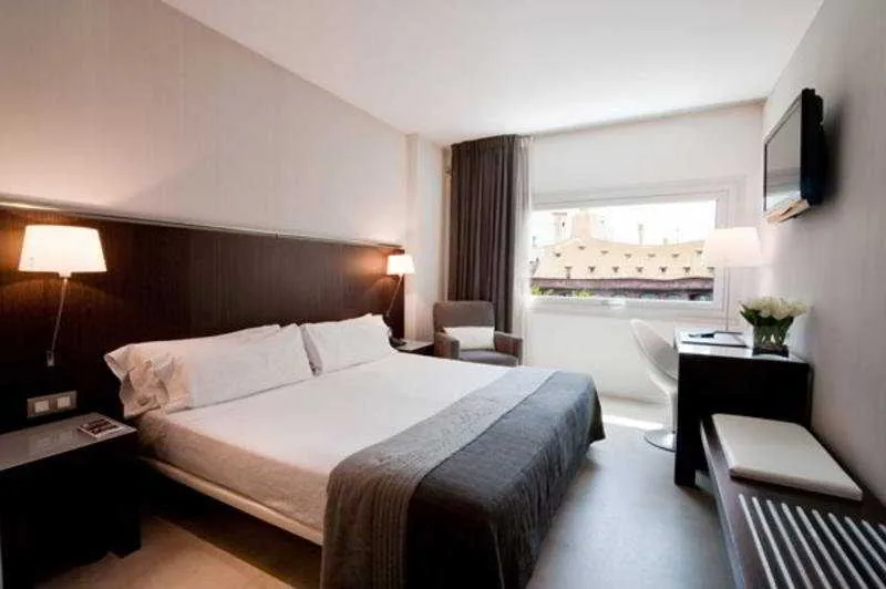 Room, Actual, Barcelona