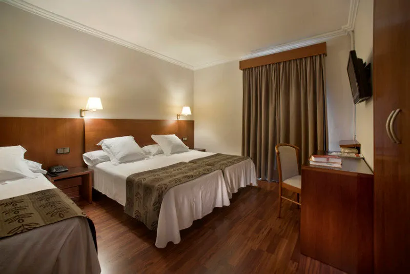 Room, ibis Styles Figueres Ronda, Costa Brava