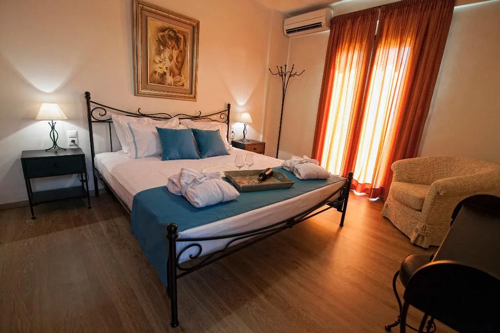 VILLA WITH PRIVATE POOL Room, Pearls of Crete-Holiday Residences, Crete