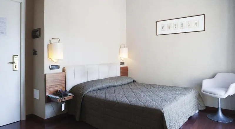 DOUBLE STANDARD Room, Reginna Palace, Naples