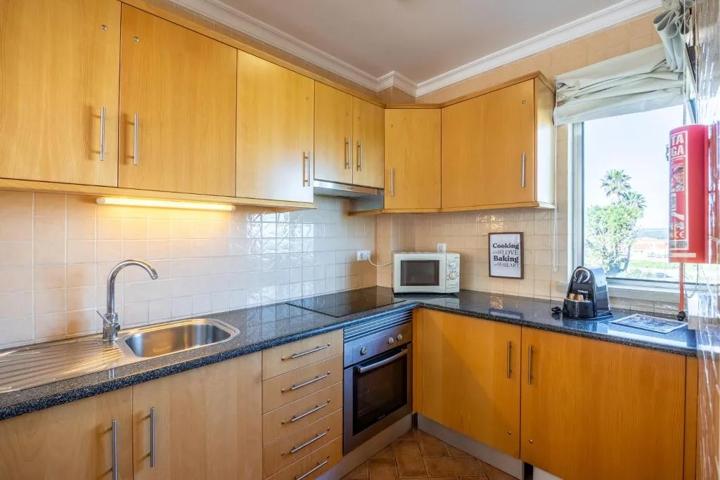 APARTMENT WITH VIEWS Room, Pontalaia, Algarve