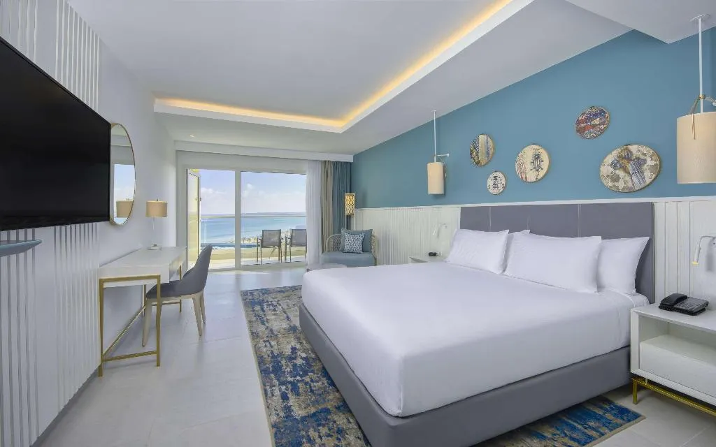 SUITE PARTIAL SEA VIEW Room, Hilton Skanes Monastir Beach Resort, Tunisia