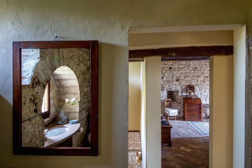 SUITE CAPACITY 4 Room, Castello Valenzino, Perugia