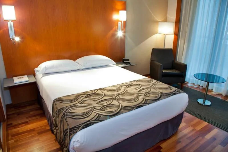 SINGLE STANDARD Room, Eurostars Lisboa Parque Hotel, Lisbon