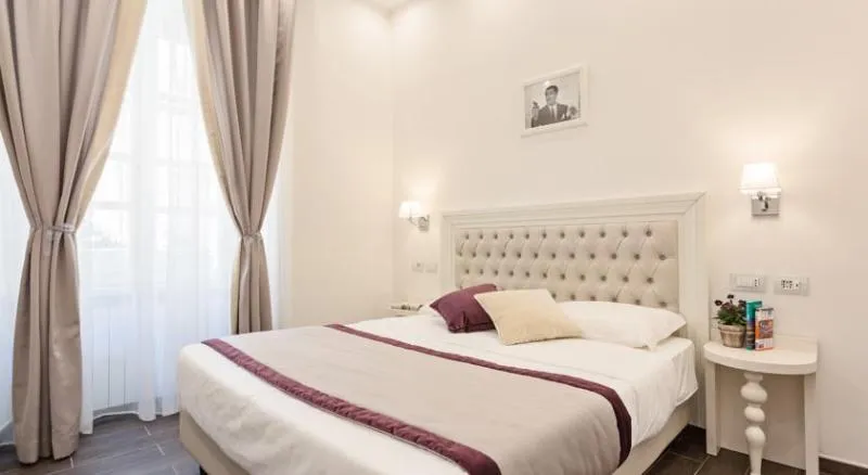 QUADRUPLE STANDARD Room, Relais Monti, Rome