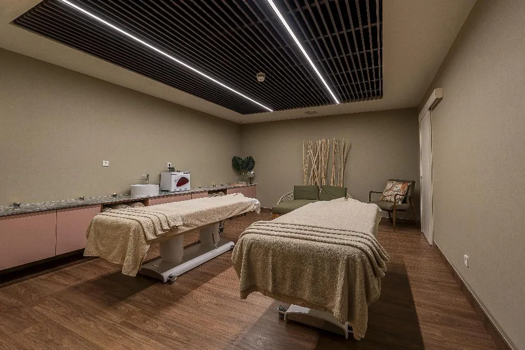 Sports and Entertainment, Cenica Porto Hotel, Curio Collection By Hilton, Porto