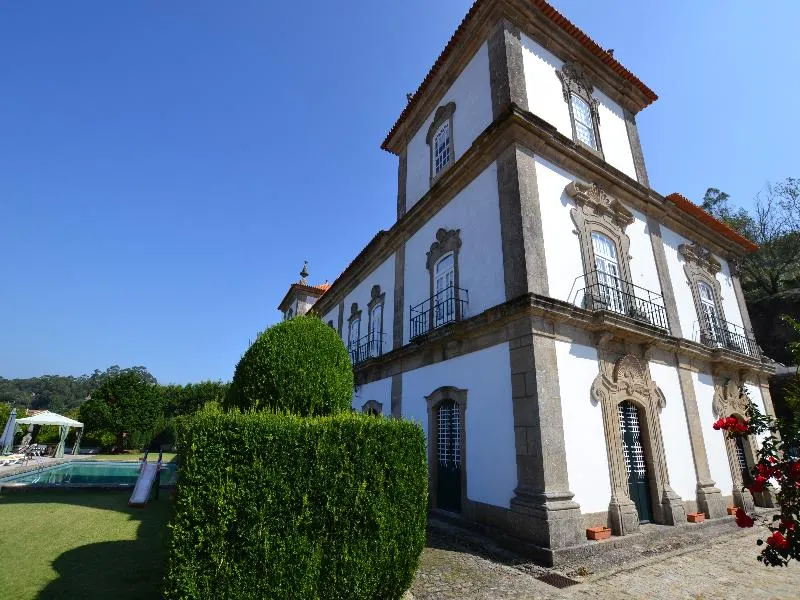General view, Casa Das Torres, Porto
