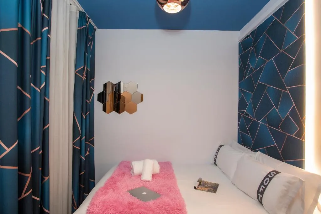 DOUBLE ECONOMY Room, Casual Colours Barcelona, Barcelona