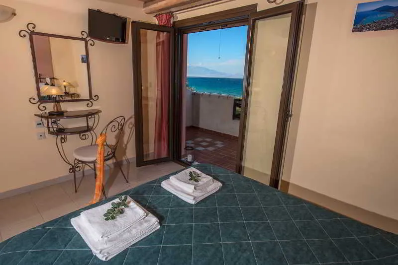 Room, Dante's Maisonettes, Zante