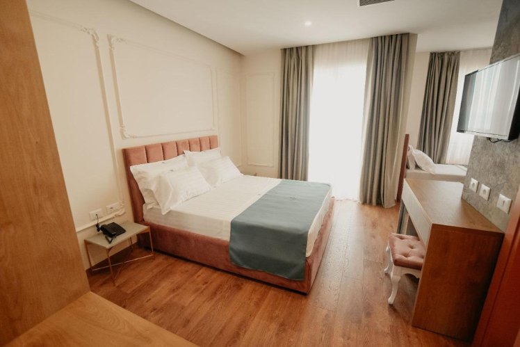 Martiness Hotel, Durres