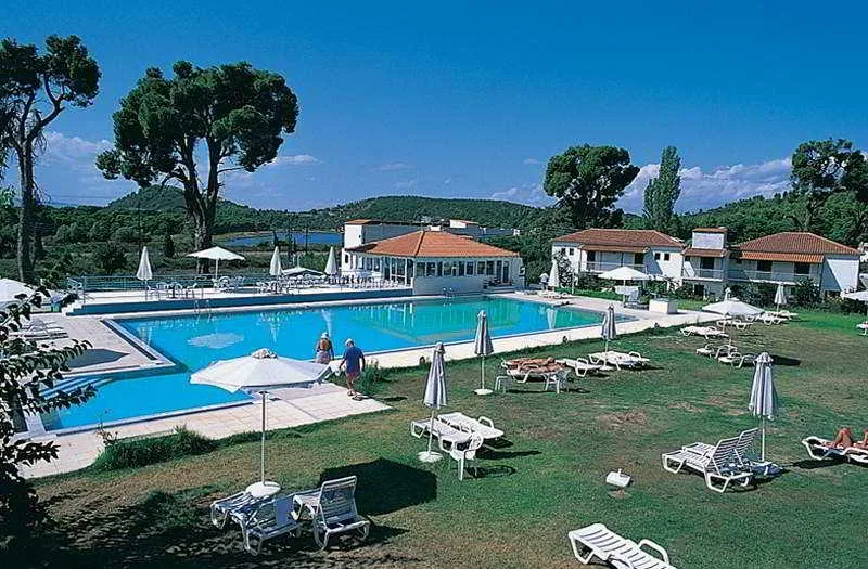 Pool, Caravos, Skiathos