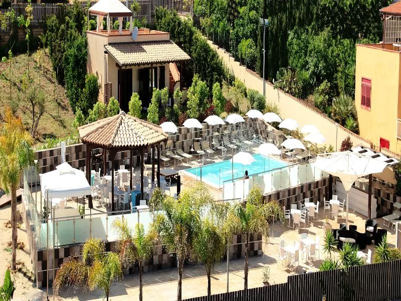 Pool, Hotel Costazzurra Museum & Spa, Catania