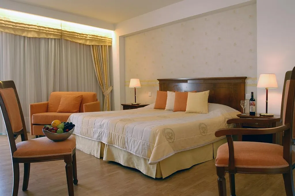 TRIPLE STANDARD Room, Poseidon Palace, Athens