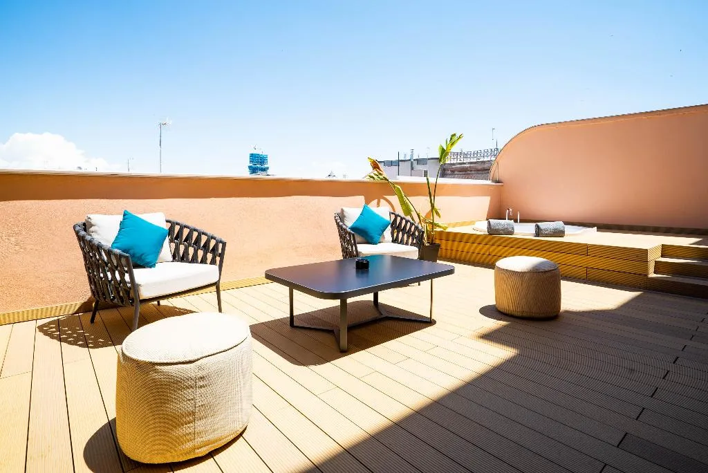 SUITE STANDARD Room, SmartRental Collection Gran Vía Capital, Madrid