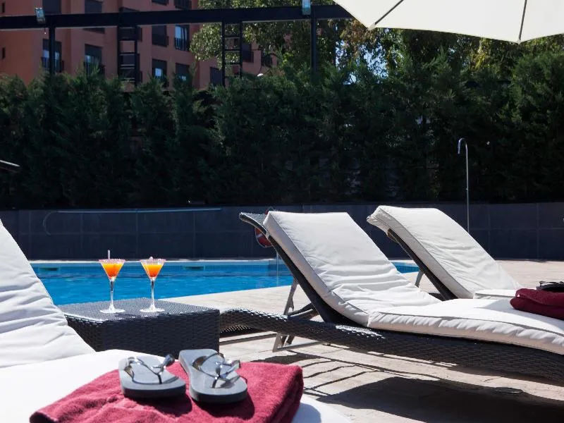 Pool, Nuevo Boston, Madrid