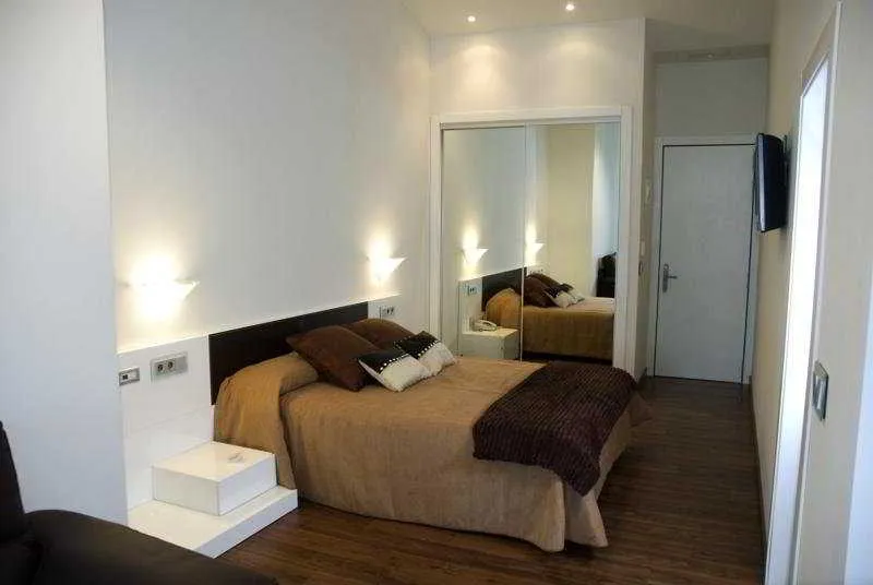 Room, El Coso, Valencia