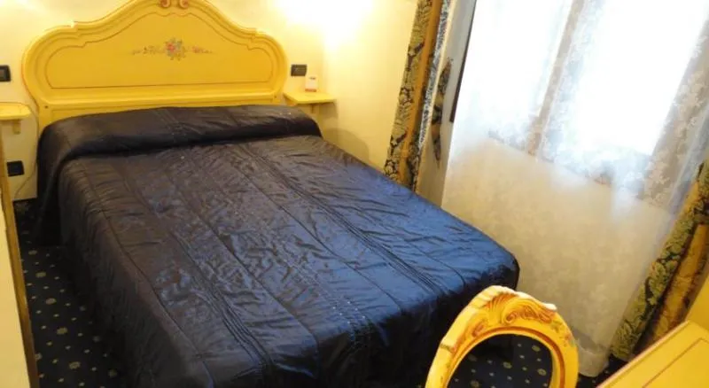 Double or Twin STANDARD Room, Residenza Ca' San Marco, Venice