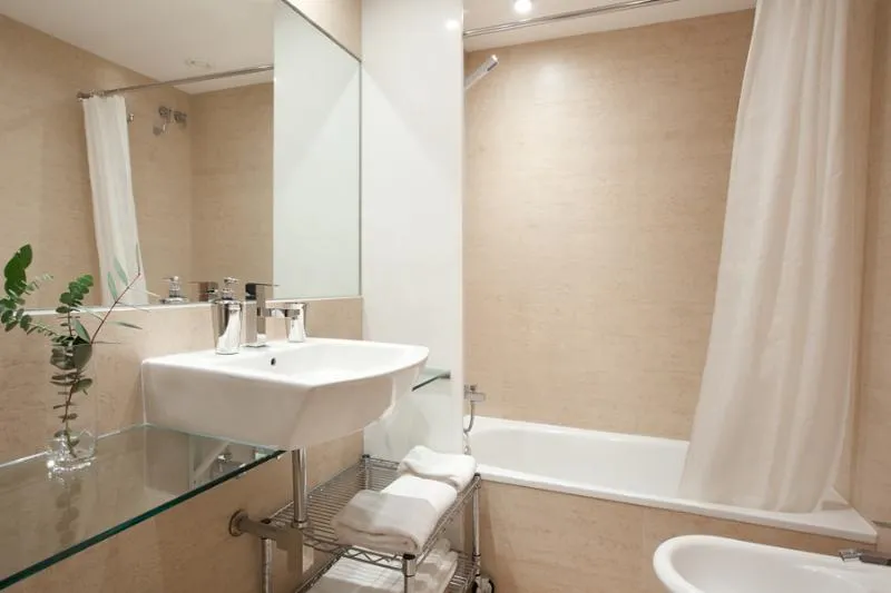 APARTMENT STANDARD Room, Lugaris Rambla, Barcelona
