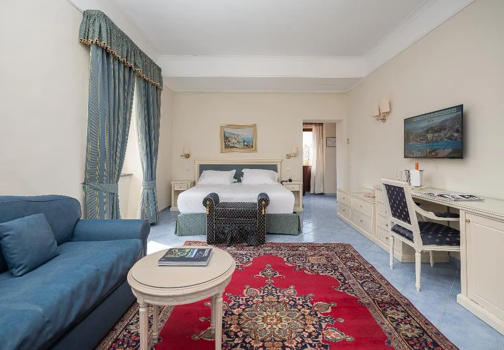 Double or Twin DELUXE SEA VIEW WITH BALCONY Room, Hotel Jaccarino, Naples