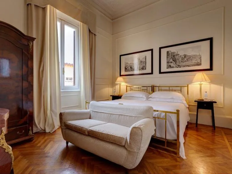 FAMILY ROOM CLASSIC Room, Grand Hotel Plaza, Rome