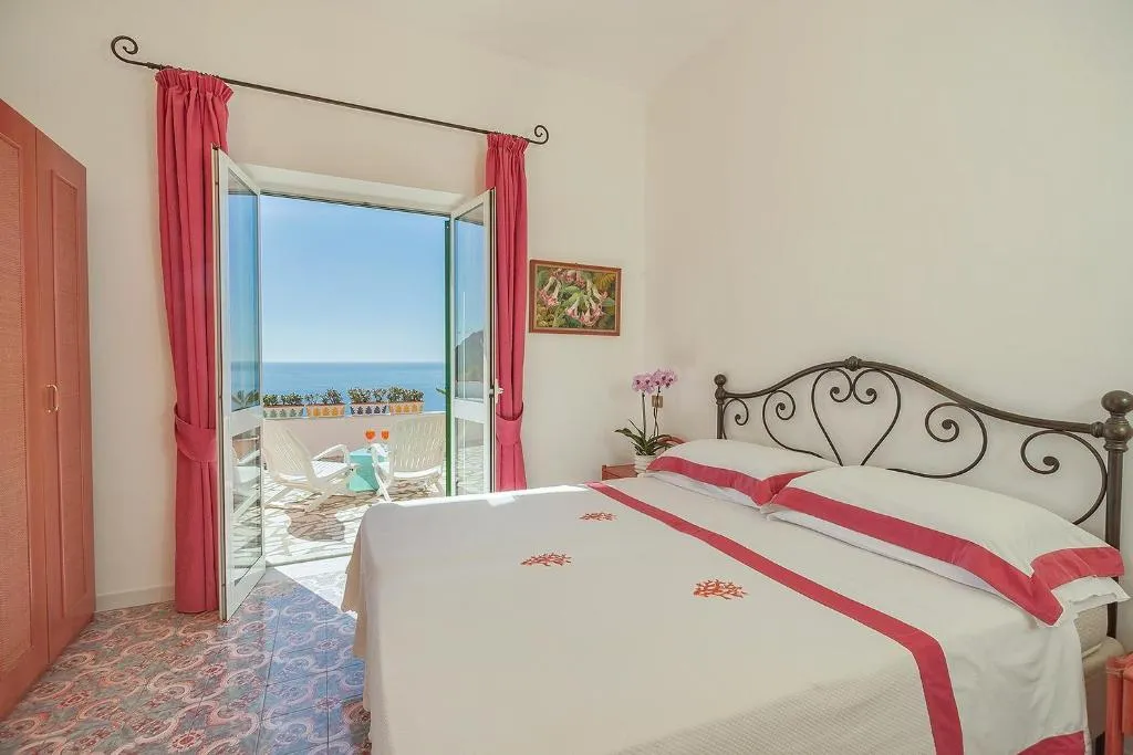 Double or Twin SUPERIOR SEA VIEW Room, Villa Maria, Naples