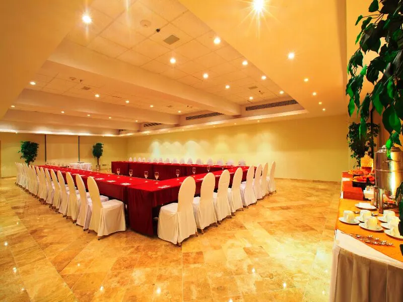 Conferences, Krystal Cancun, Cancun Area