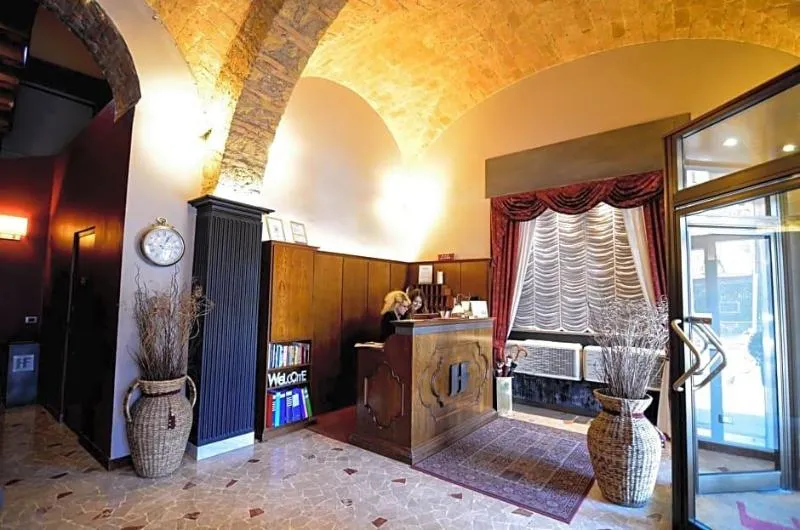 Lobby, Hotel Felice, Rome