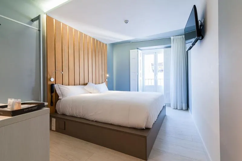 DOUBLE STANDARD Room, B&B Hotel Madrid Centro Fuencarral 52, Madrid