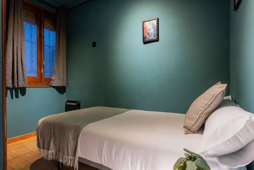 Room STANDARD Room, Ideal Hostel Madrid, Madrid