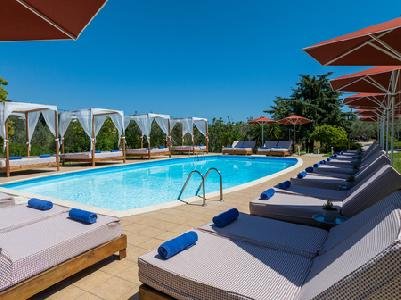 Skiathos Avaton, Skiathos