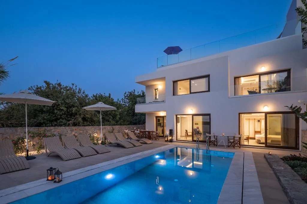 VILLA SUPERIOR FOUR BEDROOMS Room, Mika Villas & Suites, Crete