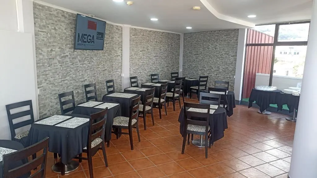 DOUBLE STANDARD Room, Alojamento Central Ii, Madeira
