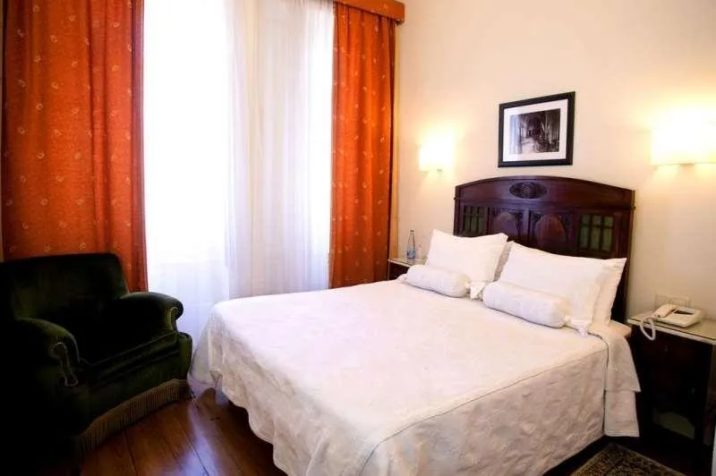 Room, Aliados, Porto