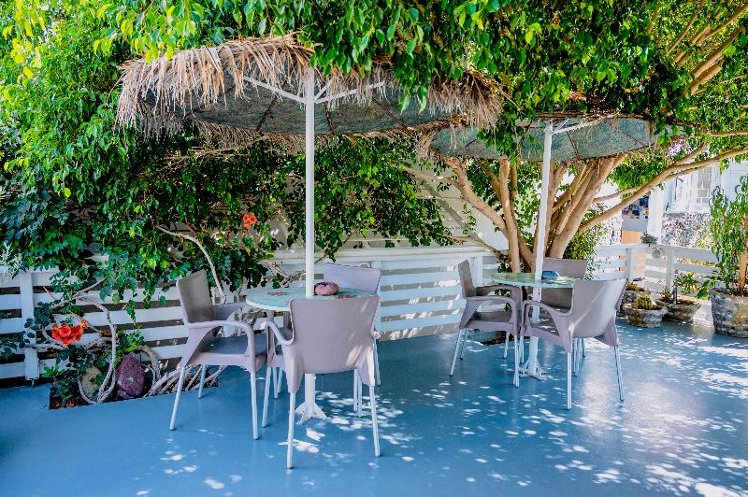 Kamarela Studios, Santorini