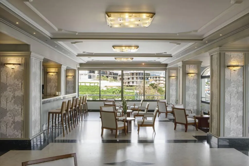 Bar, Ramada Attica Riviera, Athens