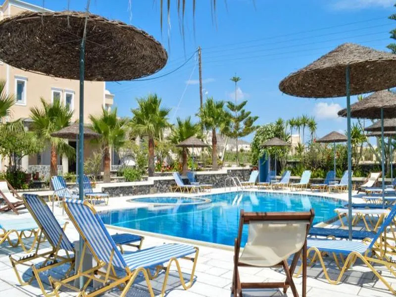 Pool, Castro, Santorini