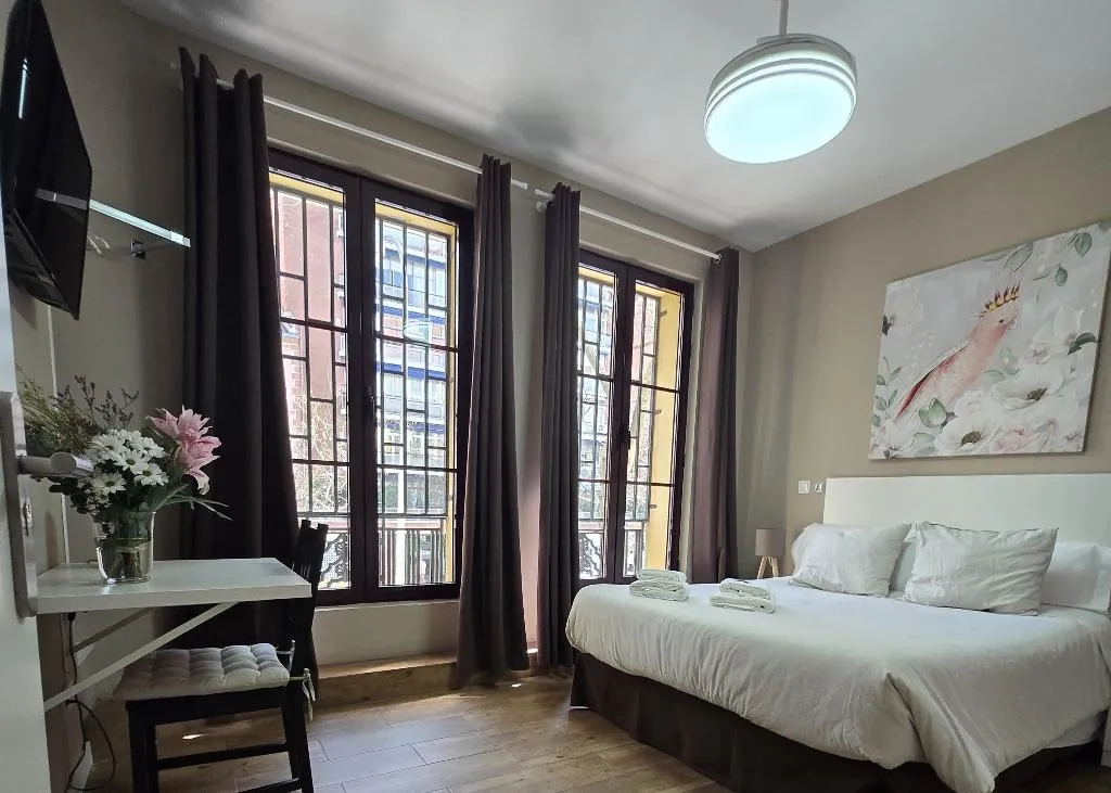 Room, El Palacete De La Almudayna, Madrid