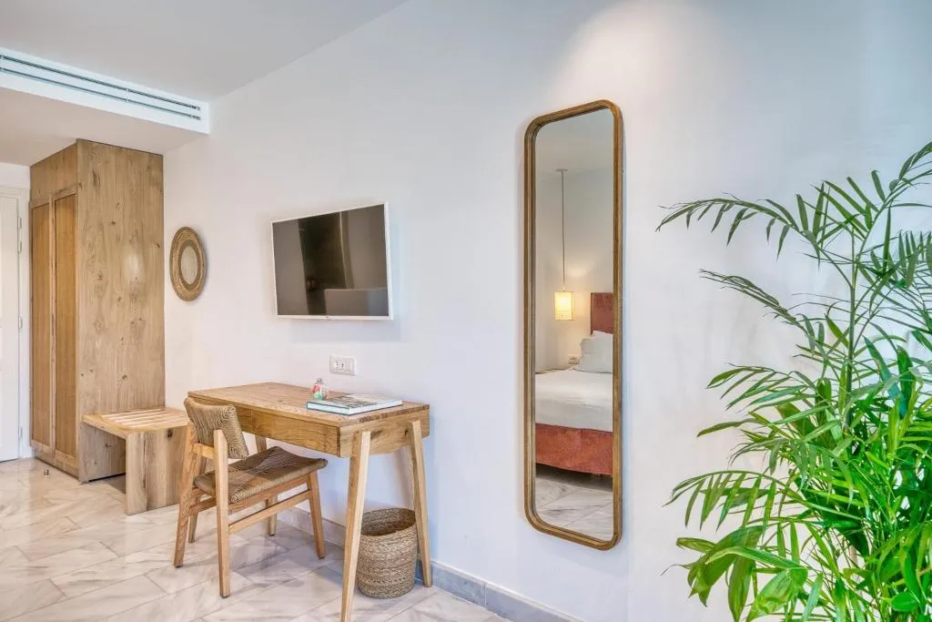 JUNIOR SUITE STANDARD Room, San Antonio Summerland, Mykonos