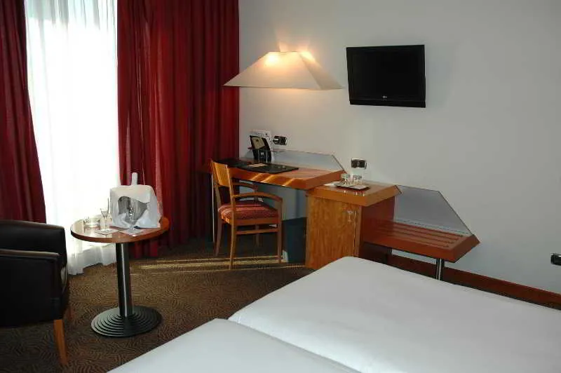 DOUBLE STANDARD Room, Abba Sants, Barcelona