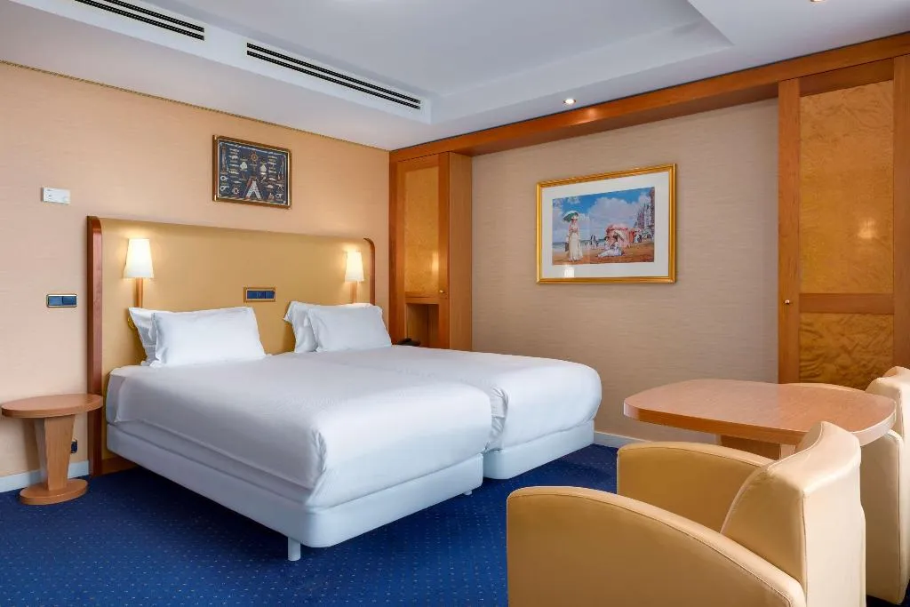 DOUBLE SUPERIOR Room, Atlantic Den Haag, Amsterdam