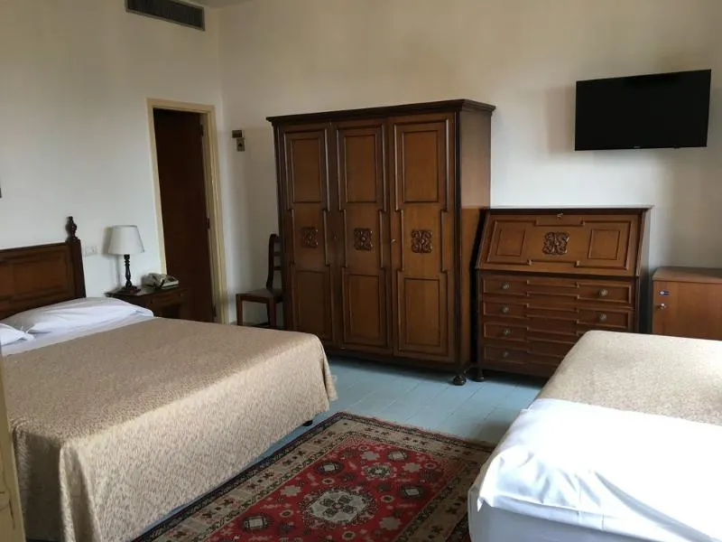 TRIPLE STANDARD Room, Mediterranee Hotel, Taormina