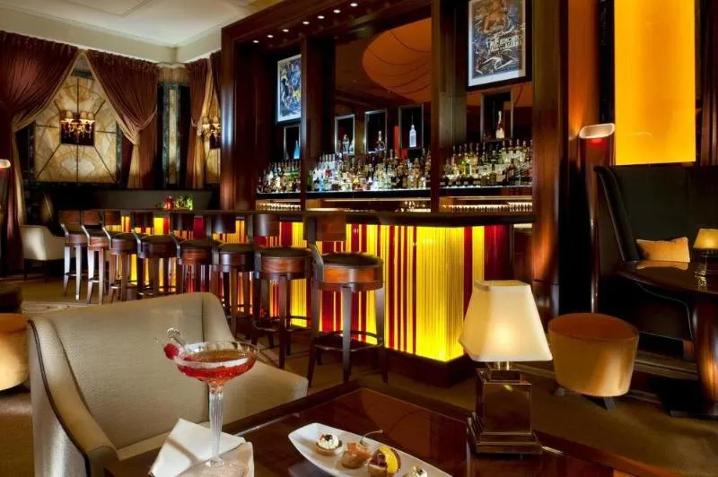 Lobby, Principe di Savoia, Milan