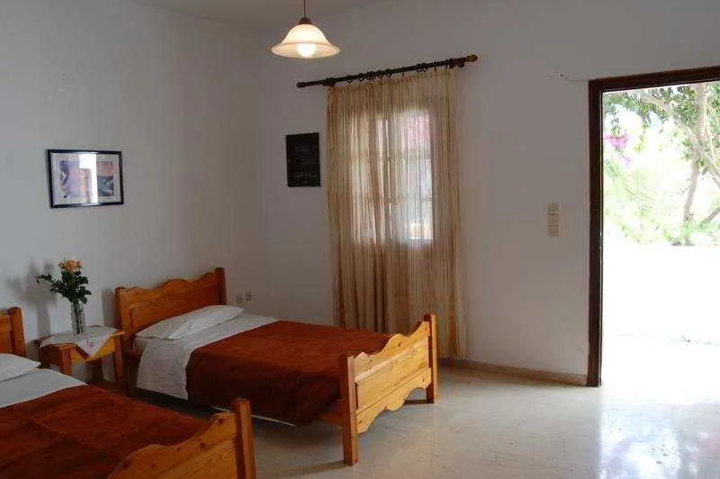 Room, Ekati Studios & Apartments, Santorini