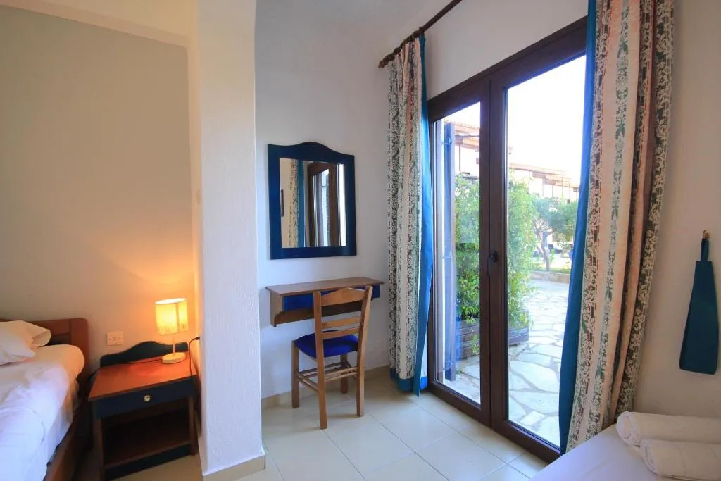 STUDIO GARDEN VIEW Room, Delphi Resort, Skiathos