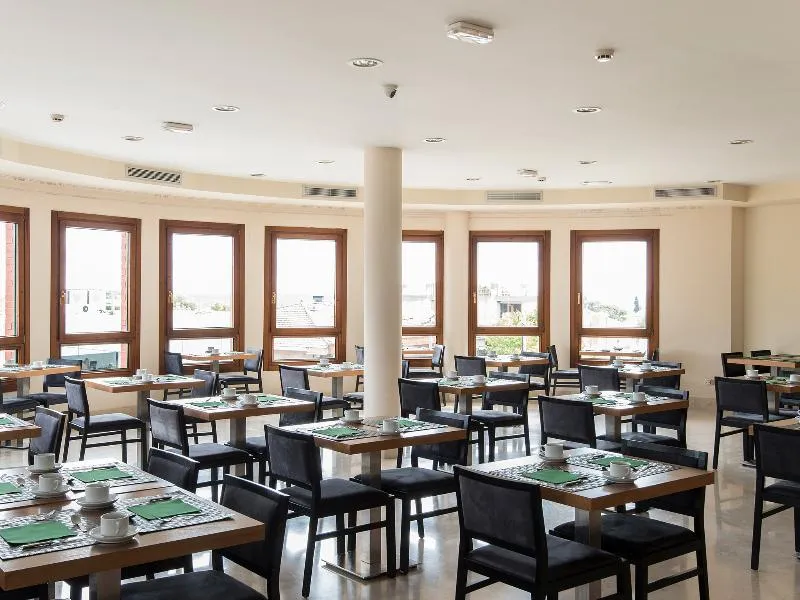 Restaurant, Plaza Las Matas Hotel, Madrid