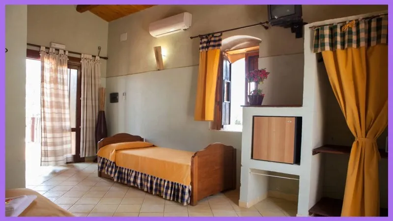 TRIPLE STANDARD Room, Borgo Alto Country Hotel, Catania