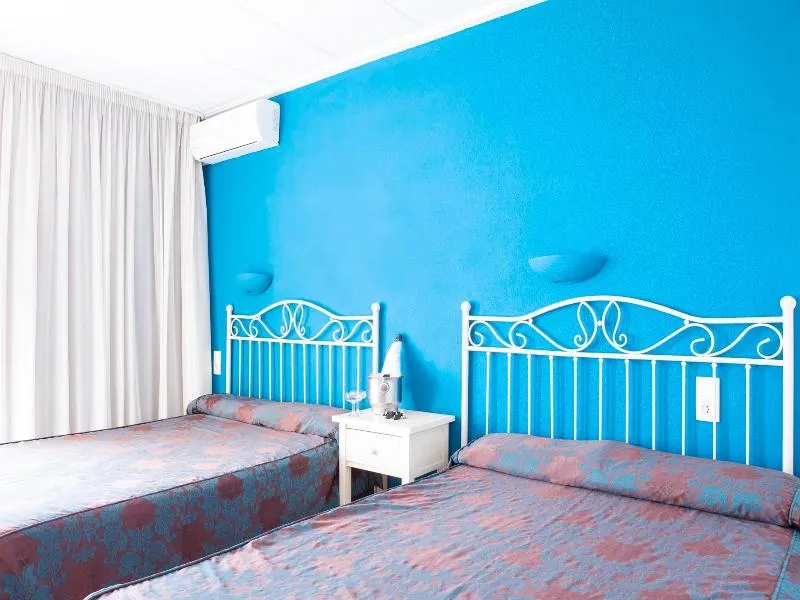 TRIPLE SUPERIOR Room, Hotel Ibersol Sorra d'Or, Costa Brava