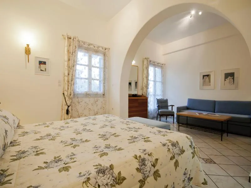 Room, Adonis, Mykonos