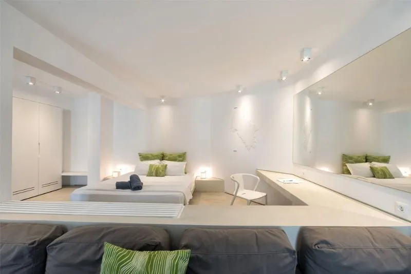 JUNIOR SUITE WITH PRIVATE POOL Room, Relux Ios Hotel, Santorini